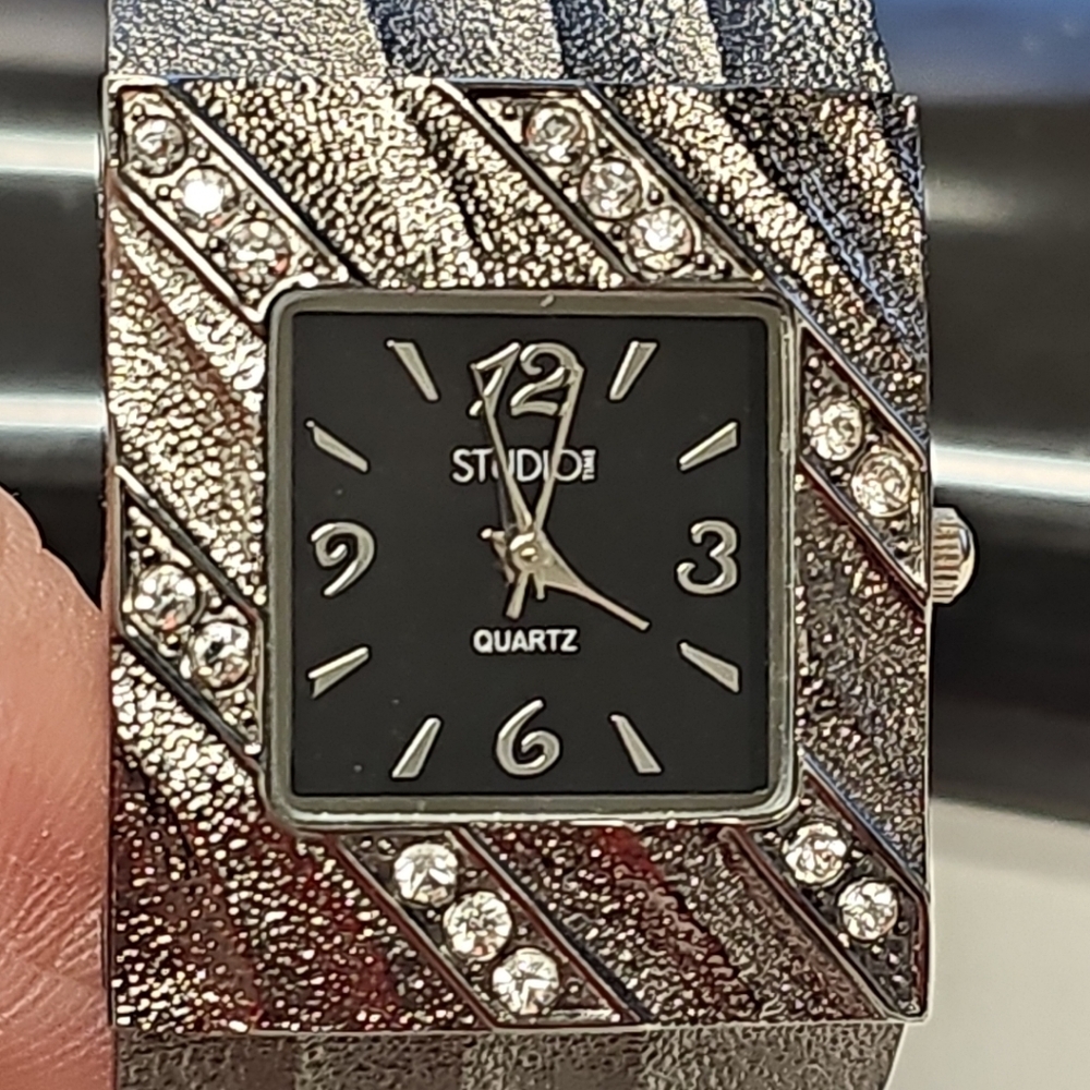 Studio Time STD934T Cuff Bracelet Quartz Women's Watch Sz. 6 1/2" New Battery